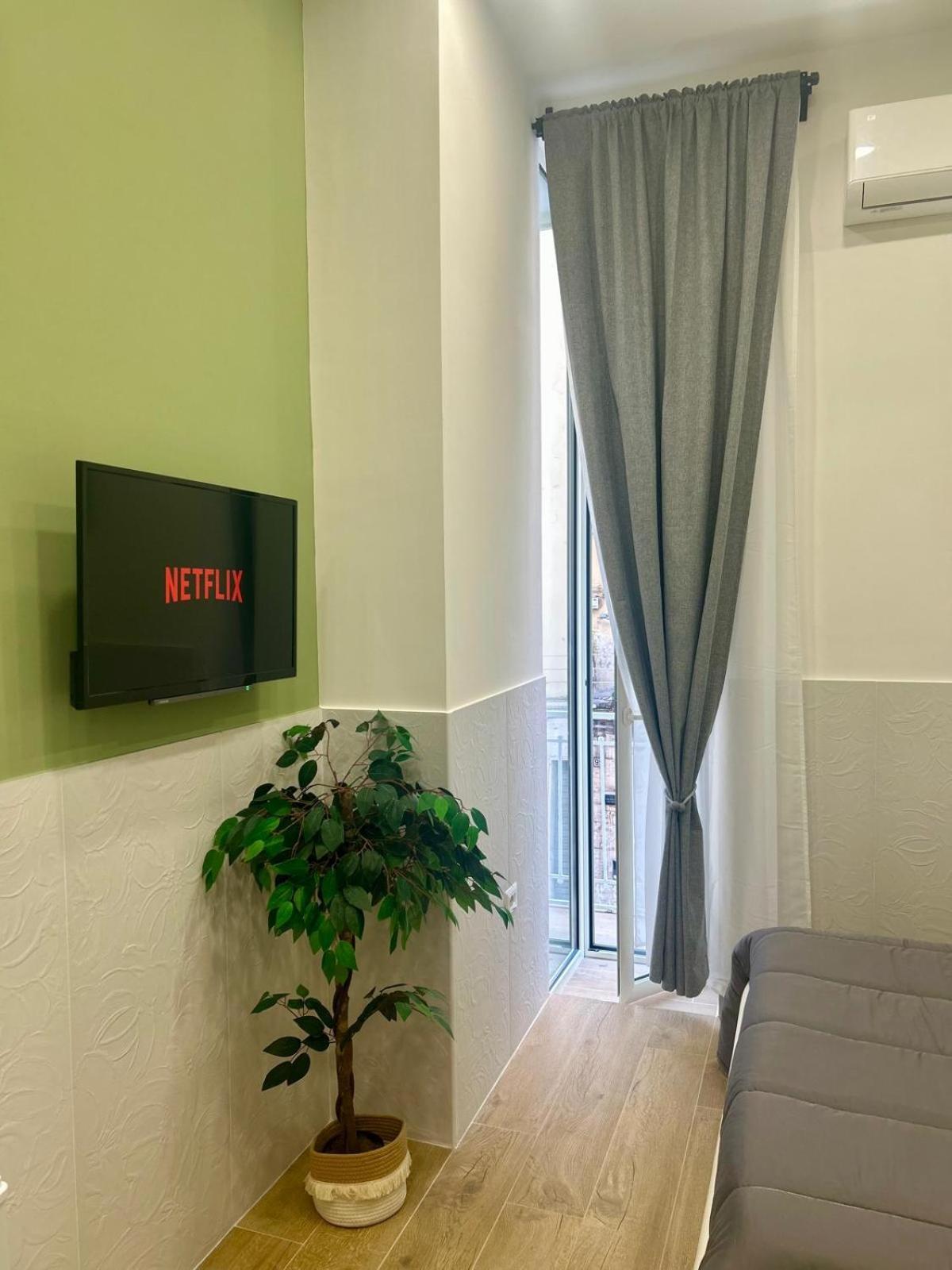 Center House Mery&ines Naples