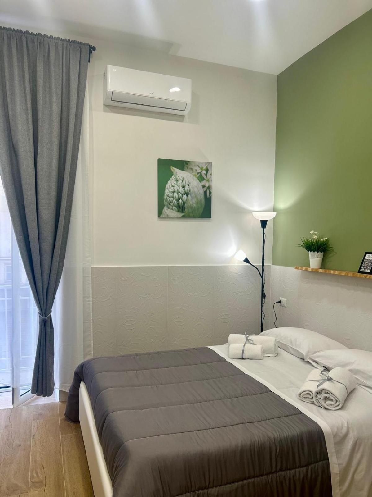 Center House Mery&ines Guest house Naples